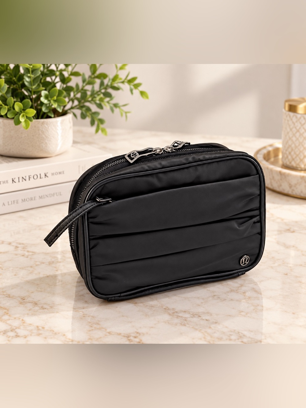 LULULEMON ATHLETICA || Black Travel Pouch/Organizer.